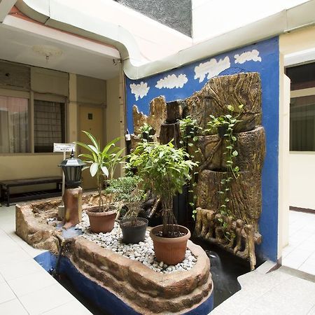 Reddoorz @ Klender Hotel Jakarta Ngoại thất bức ảnh