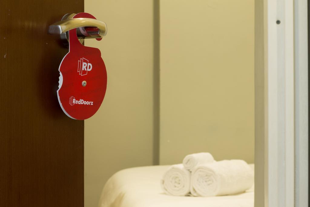Reddoorz @ Klender Hotel Jakarta Ngoại thất bức ảnh