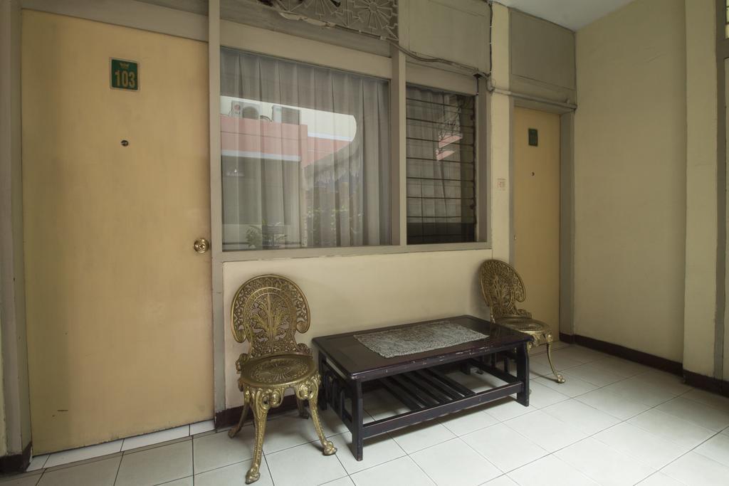 Reddoorz @ Klender Hotel Jakarta Ngoại thất bức ảnh
