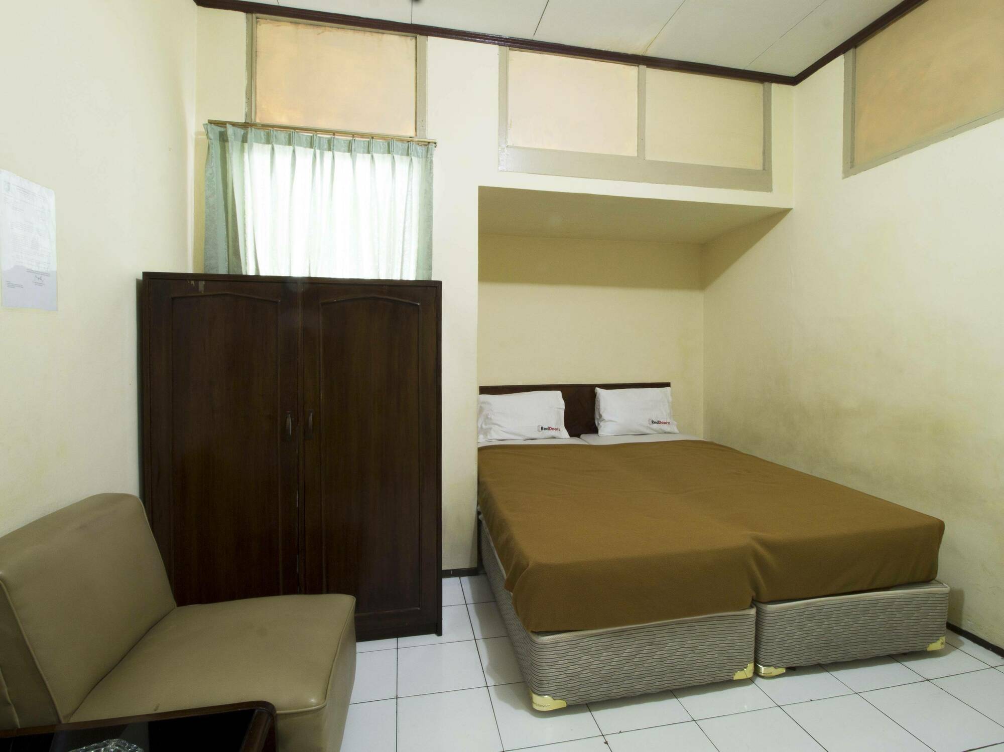 Reddoorz @ Klender Hotel Jakarta Ngoại thất bức ảnh